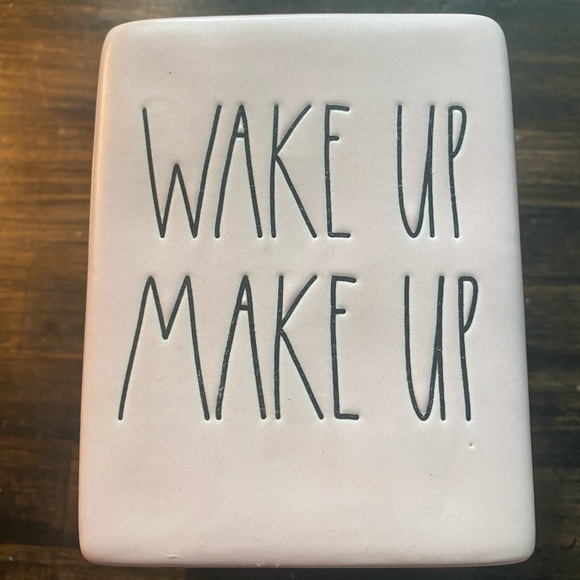 Rae Dunn Makeup Cup - Picture 1 of 4